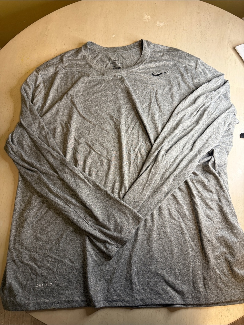 Nike Men’s Heather Gray Long-Sleeve Dri-FIT Crew
